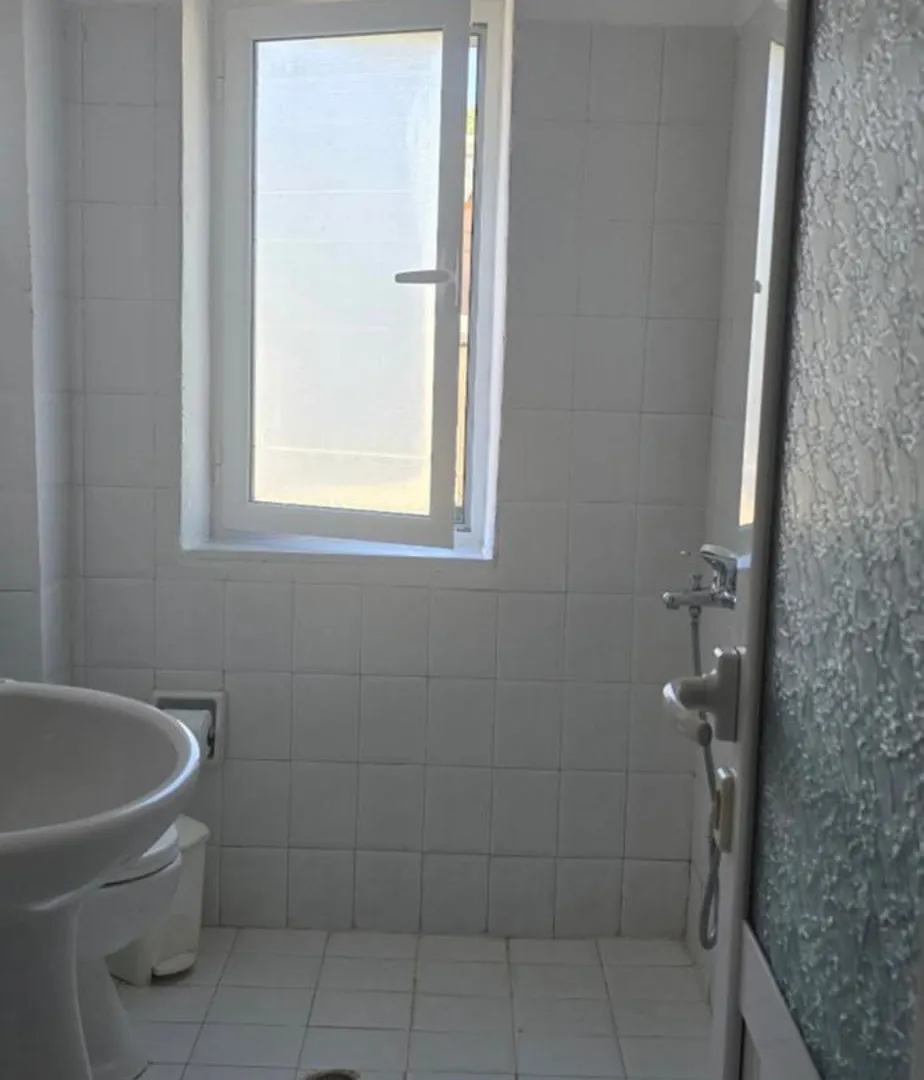 Central Nook Traditional Apartment 4 4 Himarë